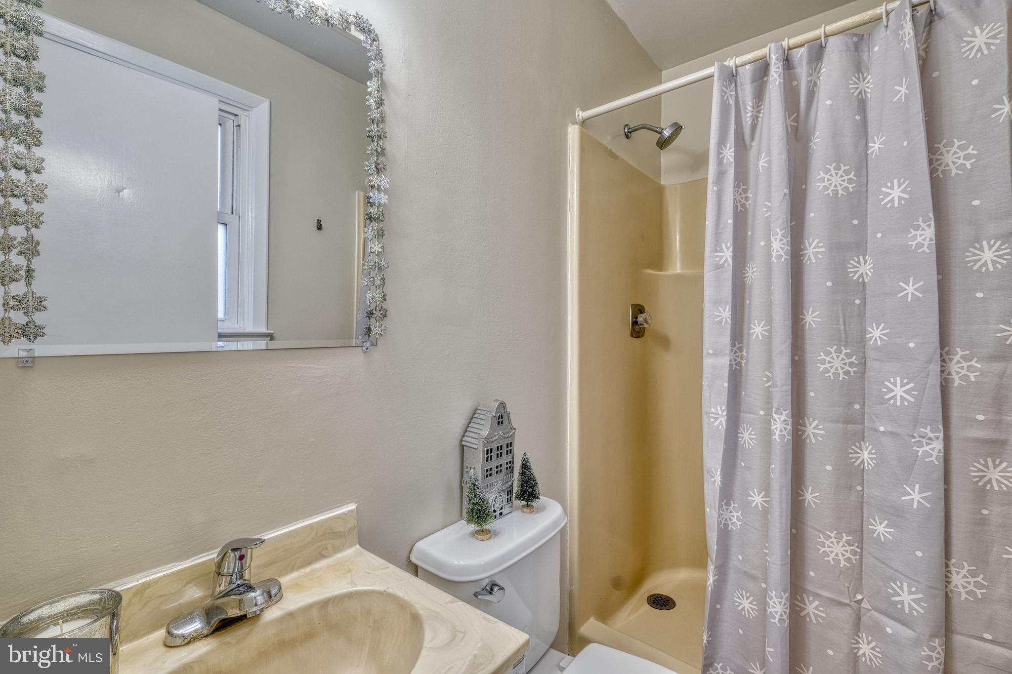 552 Pheasant Court Pasadena, MD 21122 - Photo 13 of 37