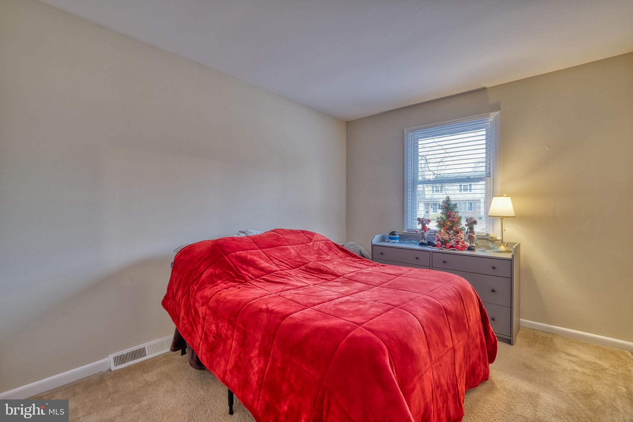 552 Pheasant Court Pasadena, MD 21122 - Photo 16 of 37