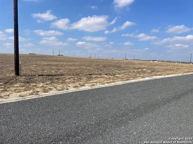 $100,000 | 120 Dragonfly Drive, La Vernia, TX 78121