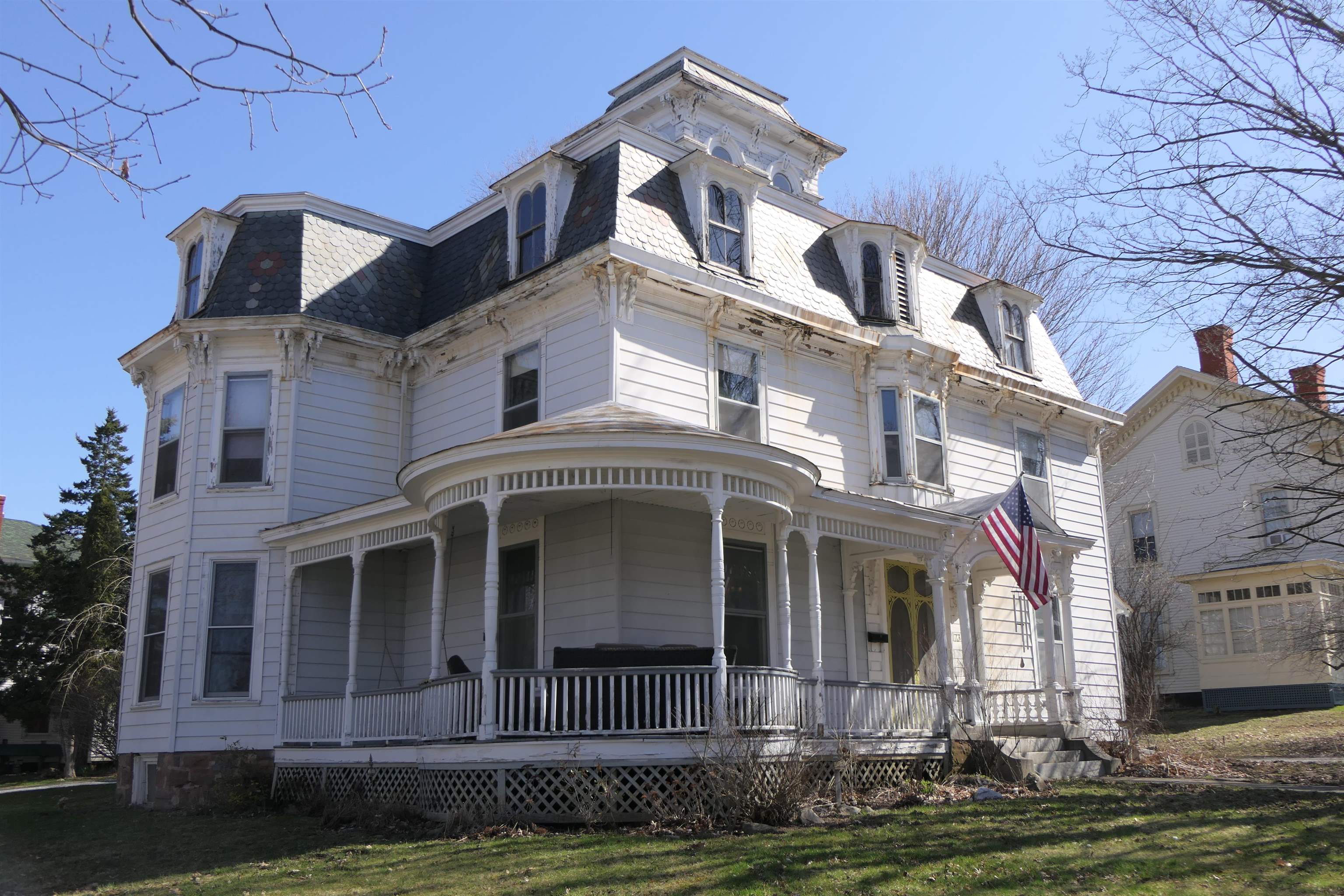 73 Bank Street St. Albans, VT 05478 - Photo 2 of 3