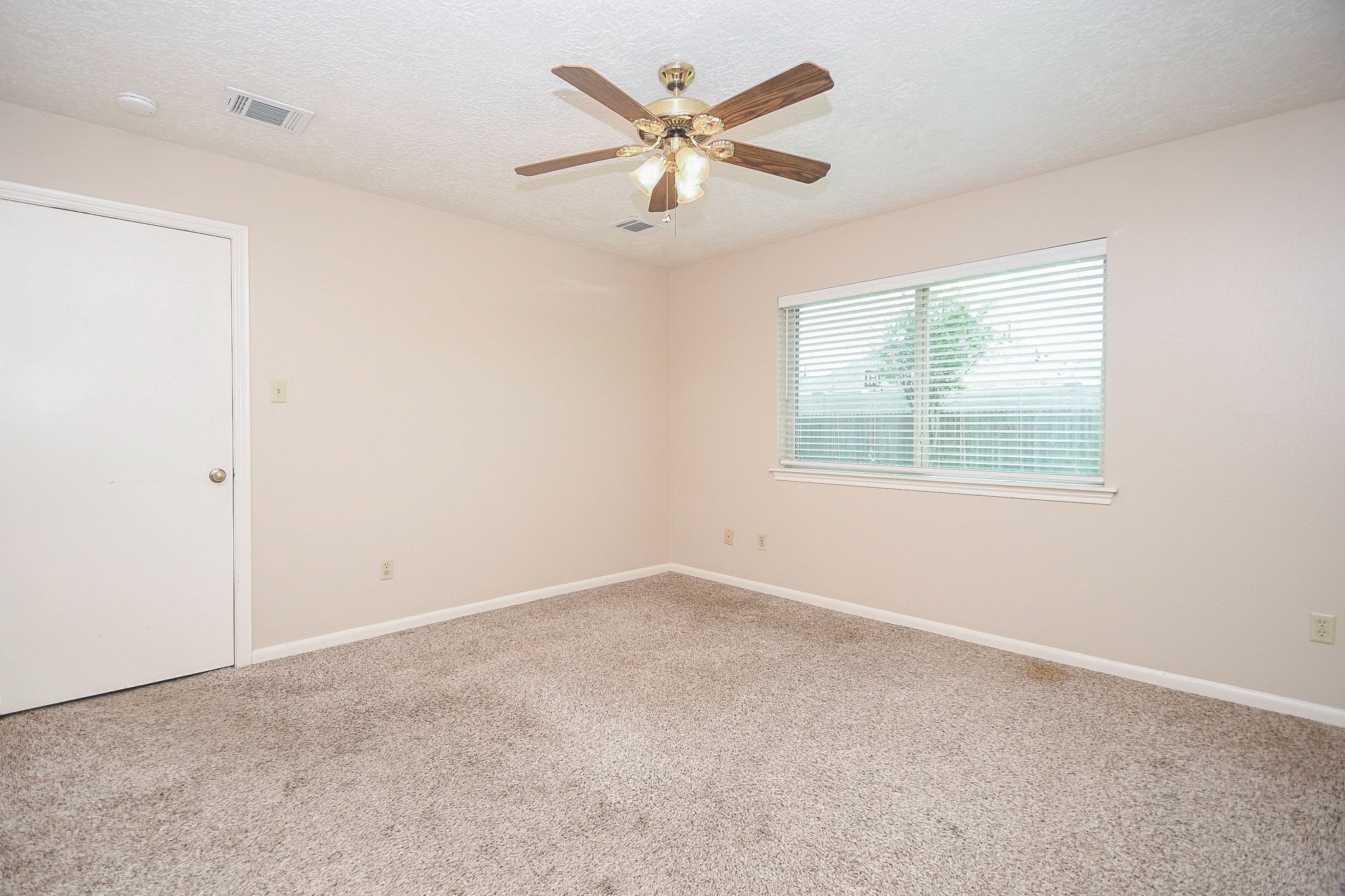2113 Georgetown Street Katy, TX 77493 - Photo 16 of 32