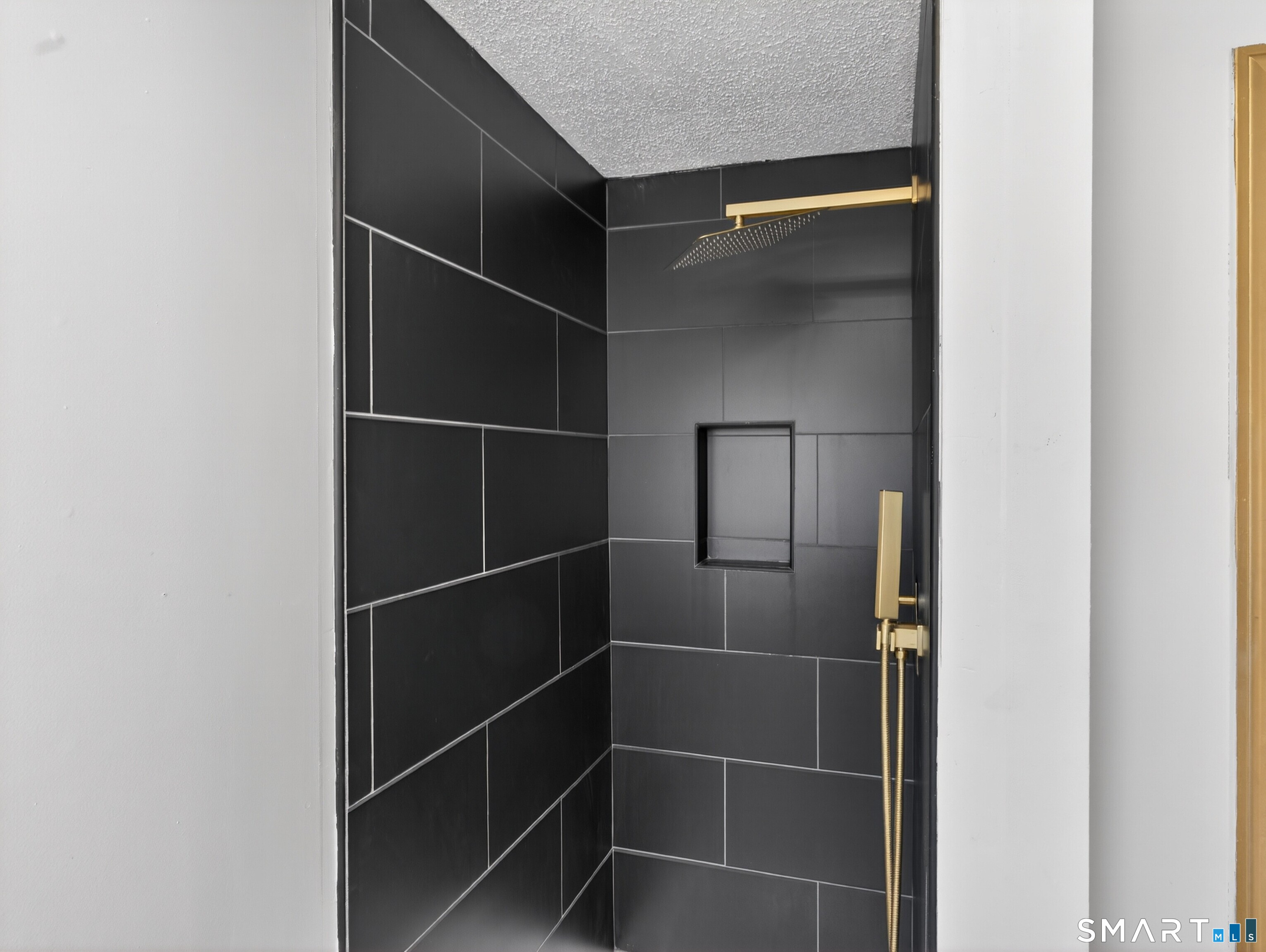 120 East Hampton Road Marlborough, CT 06447 - Photo 13 of 28 1st flr shower