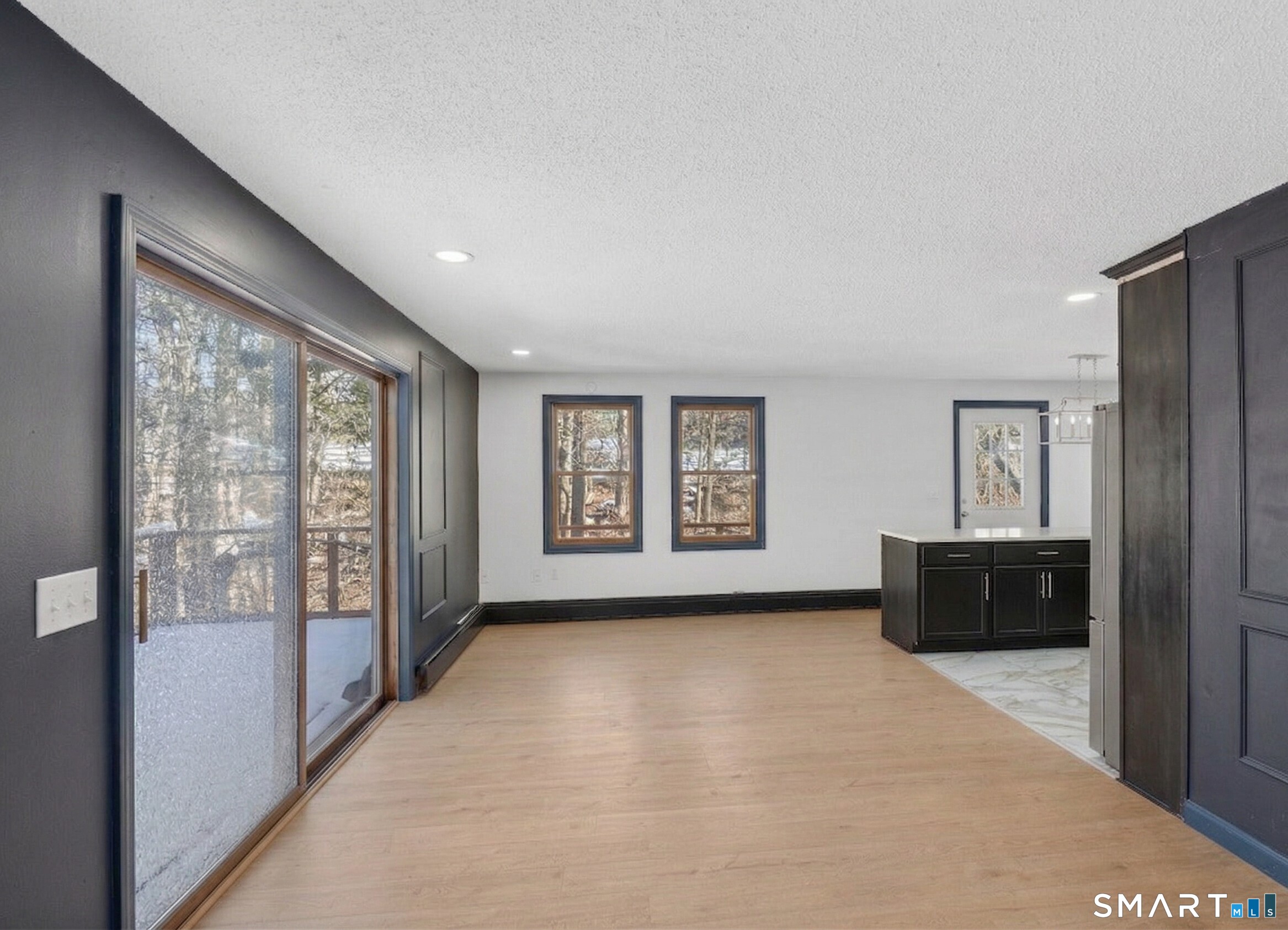 120 East Hampton Road Marlborough, CT 06447 - Photo 4 of 28 Family room