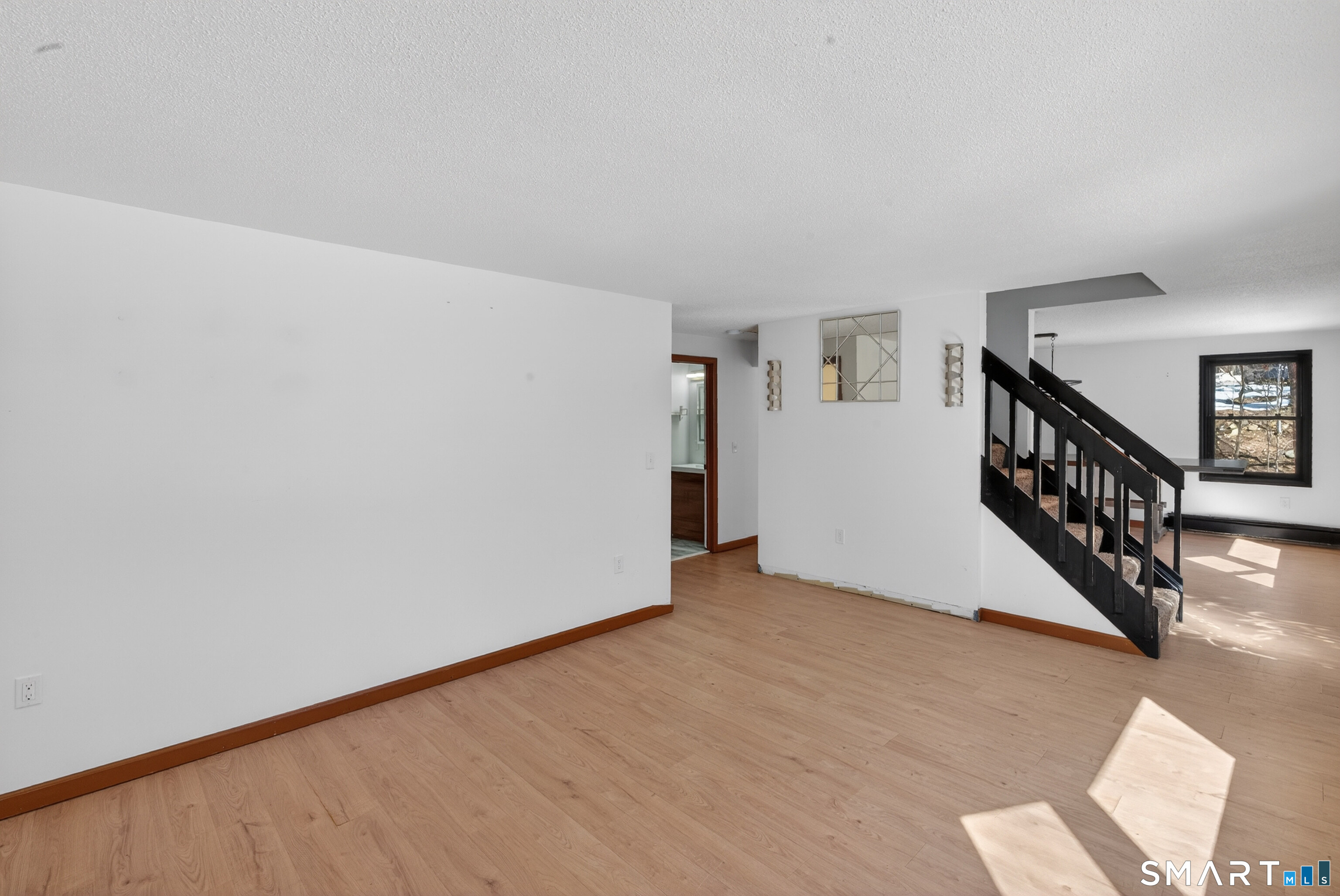 120 East Hampton Road Marlborough, CT 06447 - Photo 7 of 28 Living room into Dining room