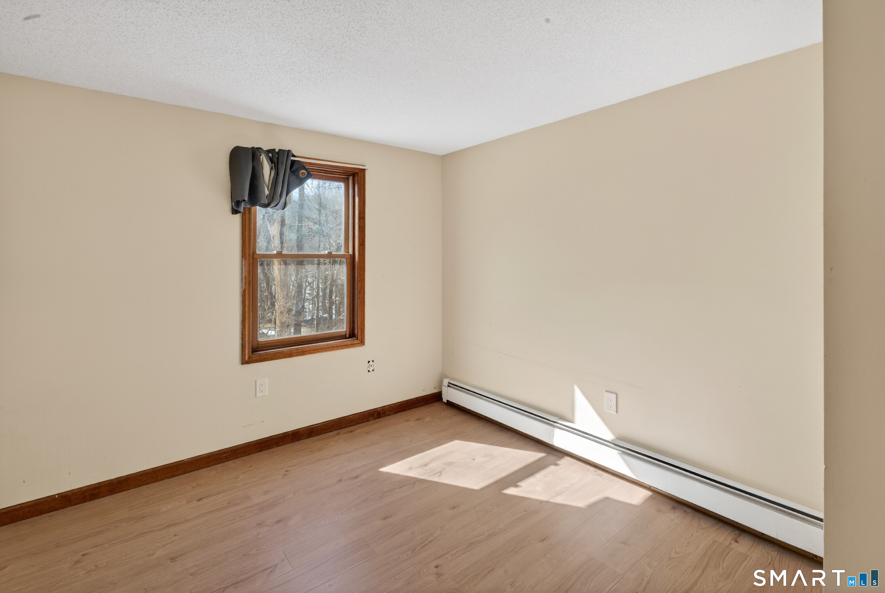 120 East Hampton Road Marlborough, CT 06447 - Photo 9 of 28 1st flr bedroom