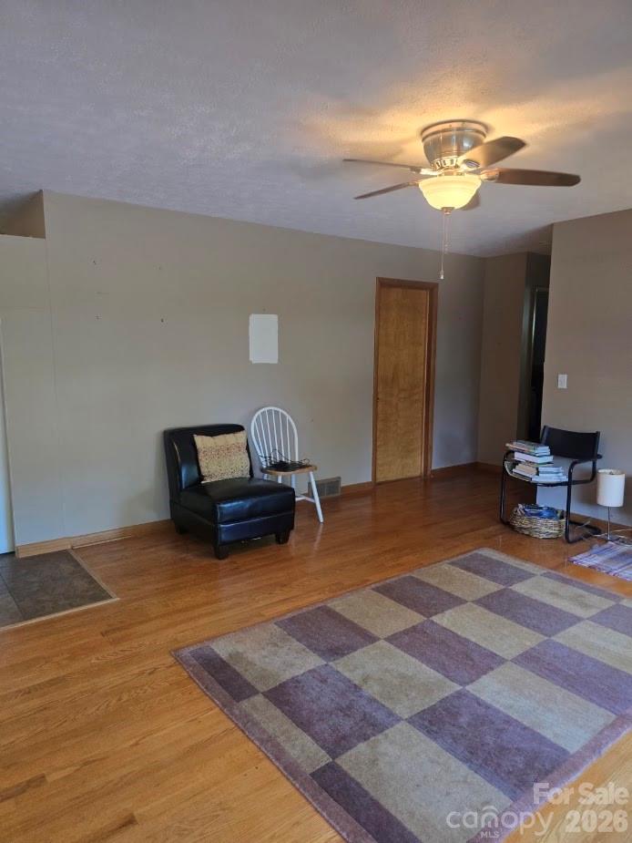 629 Willow Road Hendersonville, NC 28739 - Photo 5 of 18