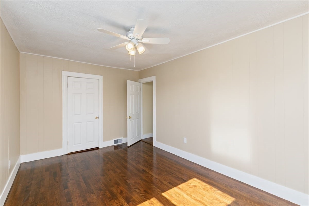 110 Pilling Street Haverhill, MA 01832 - Photo 13 of 23