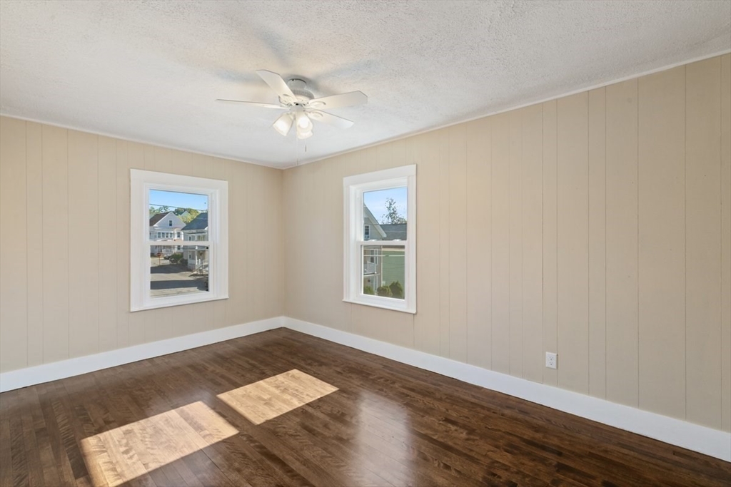 110 Pilling Street Haverhill, MA 01832 - Photo 14 of 23