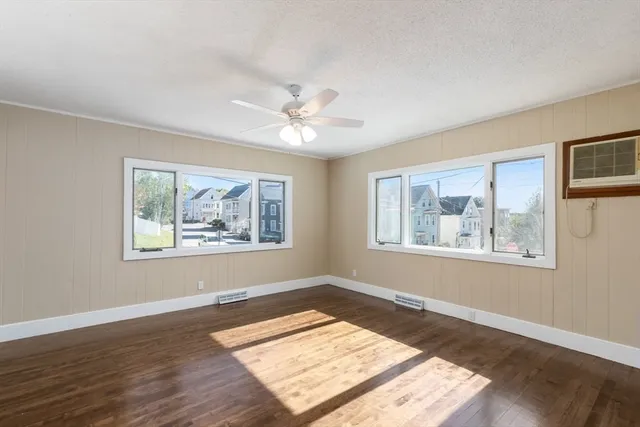 $579,900 | 110 Pilling Street, Haverhill, MA 01832