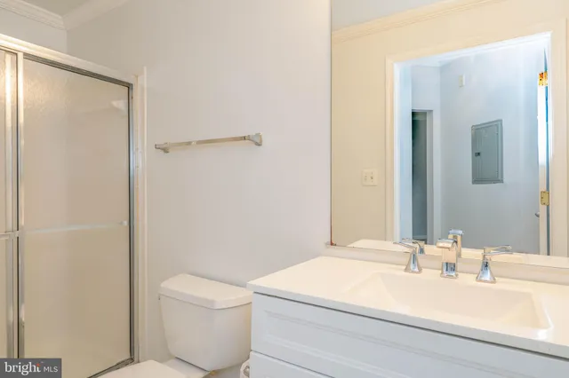 $2,600 | 8183 Carnegie Hall Court, Vienna, VA 22180