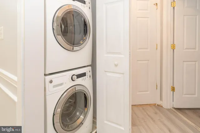 $2,600 | 8183 Carnegie Hall Court, Vienna, VA 22180