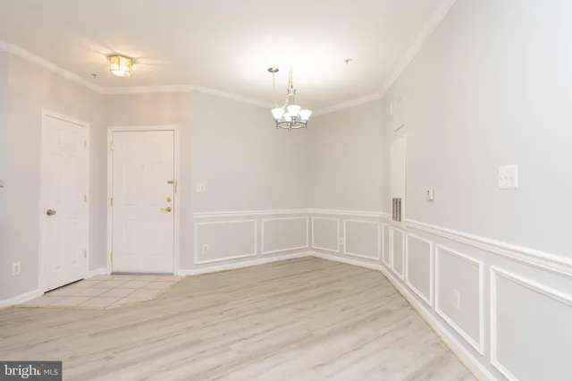 $2,600 | 8183 Carnegie Hall Court, Vienna, VA 22180