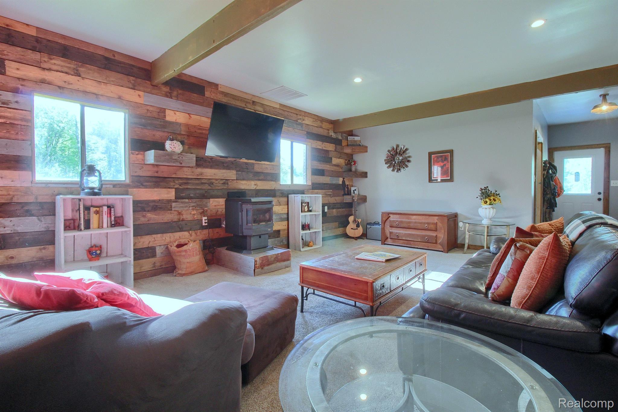 6570 Hivon Road Carleton, MI 48117 - Photo 16 of 36 Gallery Image 16