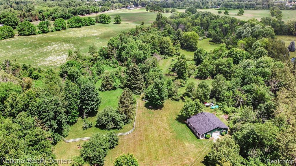 5700 Hagerman Road Leonard, MI 48367 - Photo 4 of 41