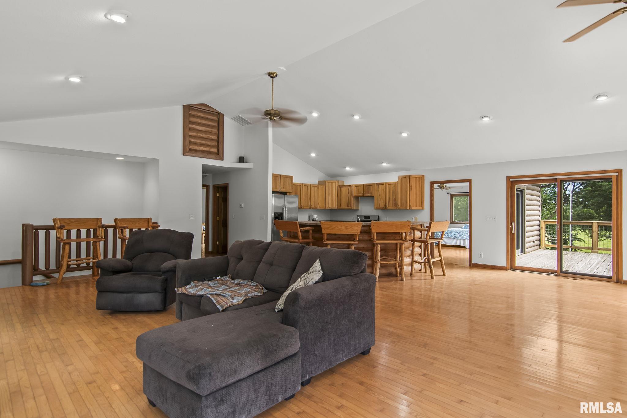 4842 Spaulding Orchard Road Chatham, IL 62629 - Photo 8 of 75 Gallery Image 8