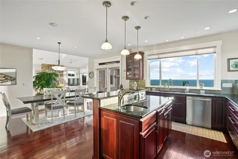 $1,375,000 | 813 Bergwacht Place, Coupeville, WA 98239