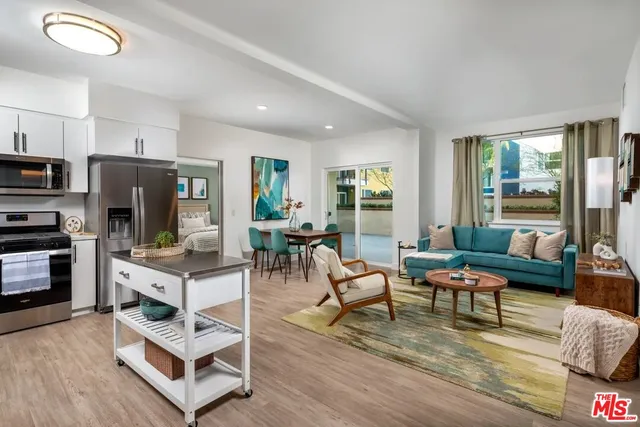 $2,109 | 10568 Promenade Gateway, Unit 230, El Monte, CA 91731