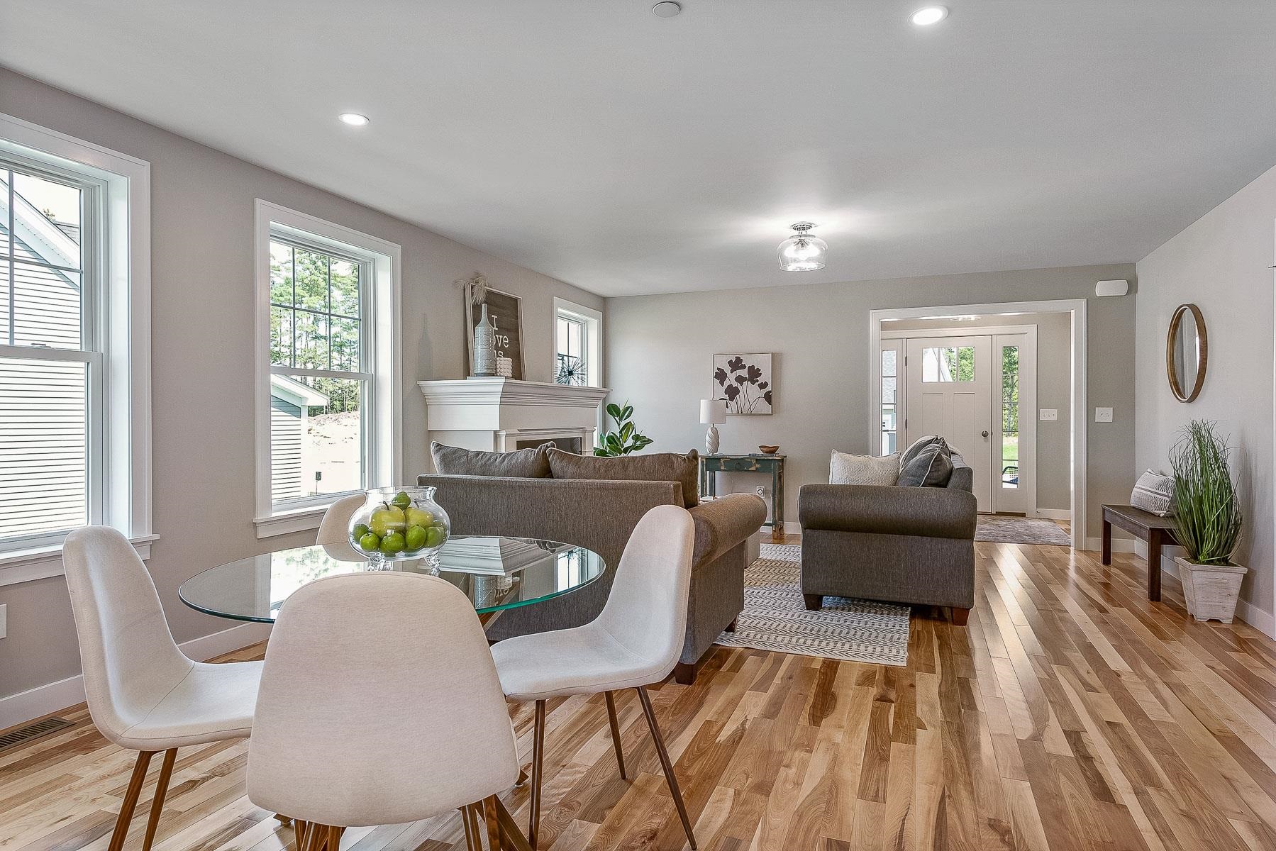 4 Cliffside Drive Auburn, NH 03032 - Photo 35 of 38