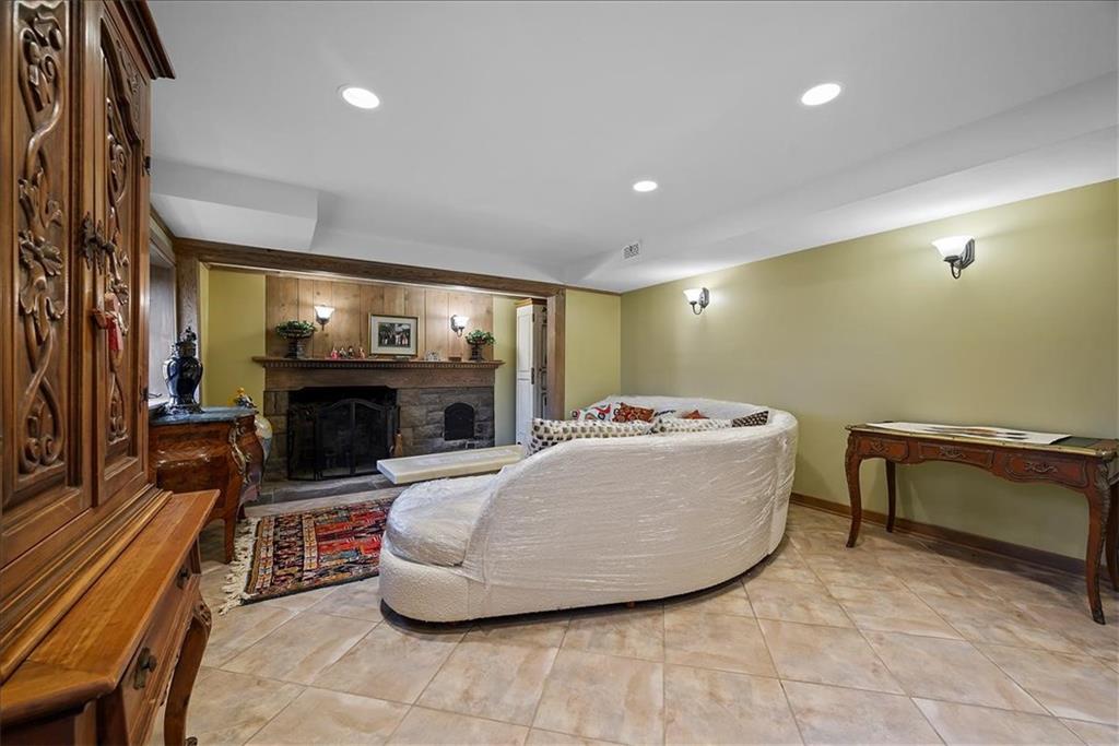 900 West Waldheim Road Pittsburgh, PA 15215 - Photo 21 of 25 Gallery Image 21