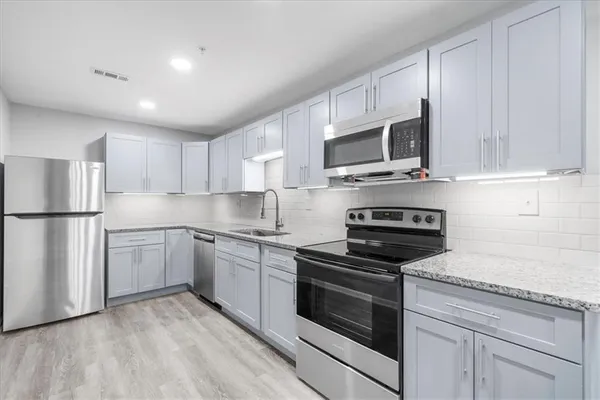 $2,750 | 5399 Northland Drive Northeast, Unit 3, Sandy Springs, GA 30342