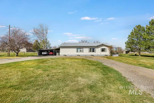$536,000 | 3985 North 2300 E Road, Filer, ID 83328