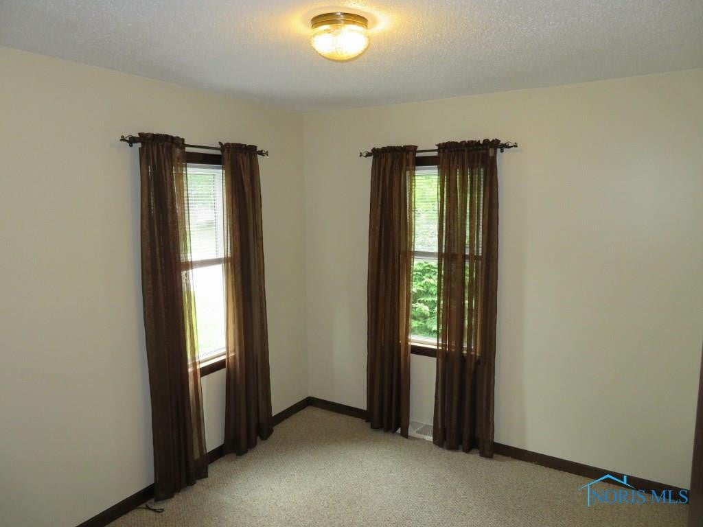 3917 Richfield Center Road Berkey, OH 43504 - Photo 7 of 14 Gallery Image 7