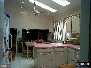 780 Davisville Road Warminster, PA 18974 - Photo 4 of 6 Gallery Image 4