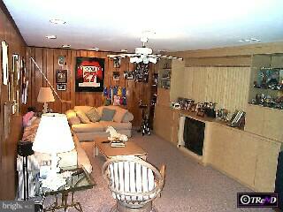 780 Davisville Road Warminster, PA 18974 - Photo 6 of 6 Gallery Image 6
