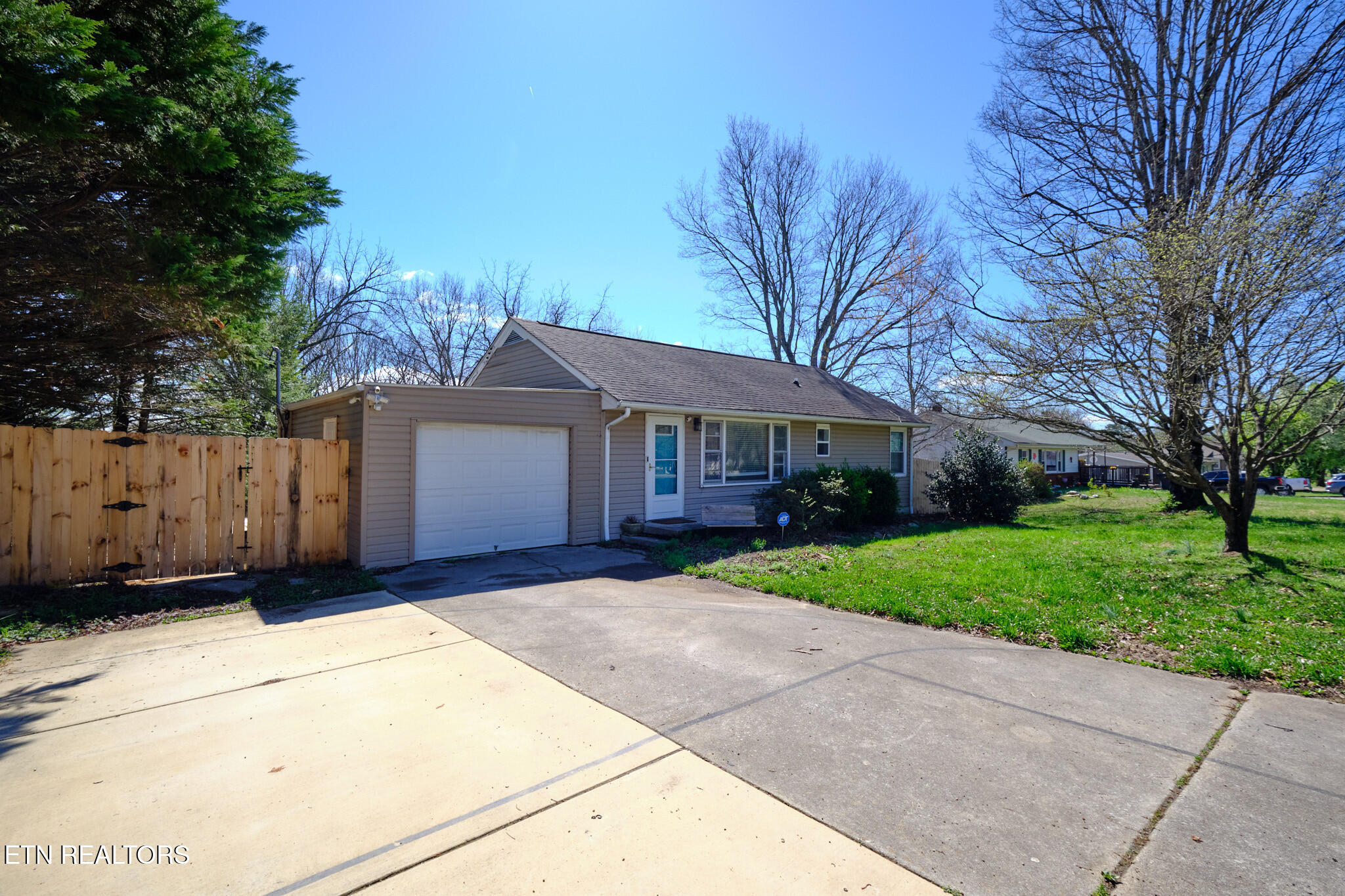 548 Murray Road Northwest Knoxville, TN 37912 - Photo 29 of 56 548 Murray Dr 28