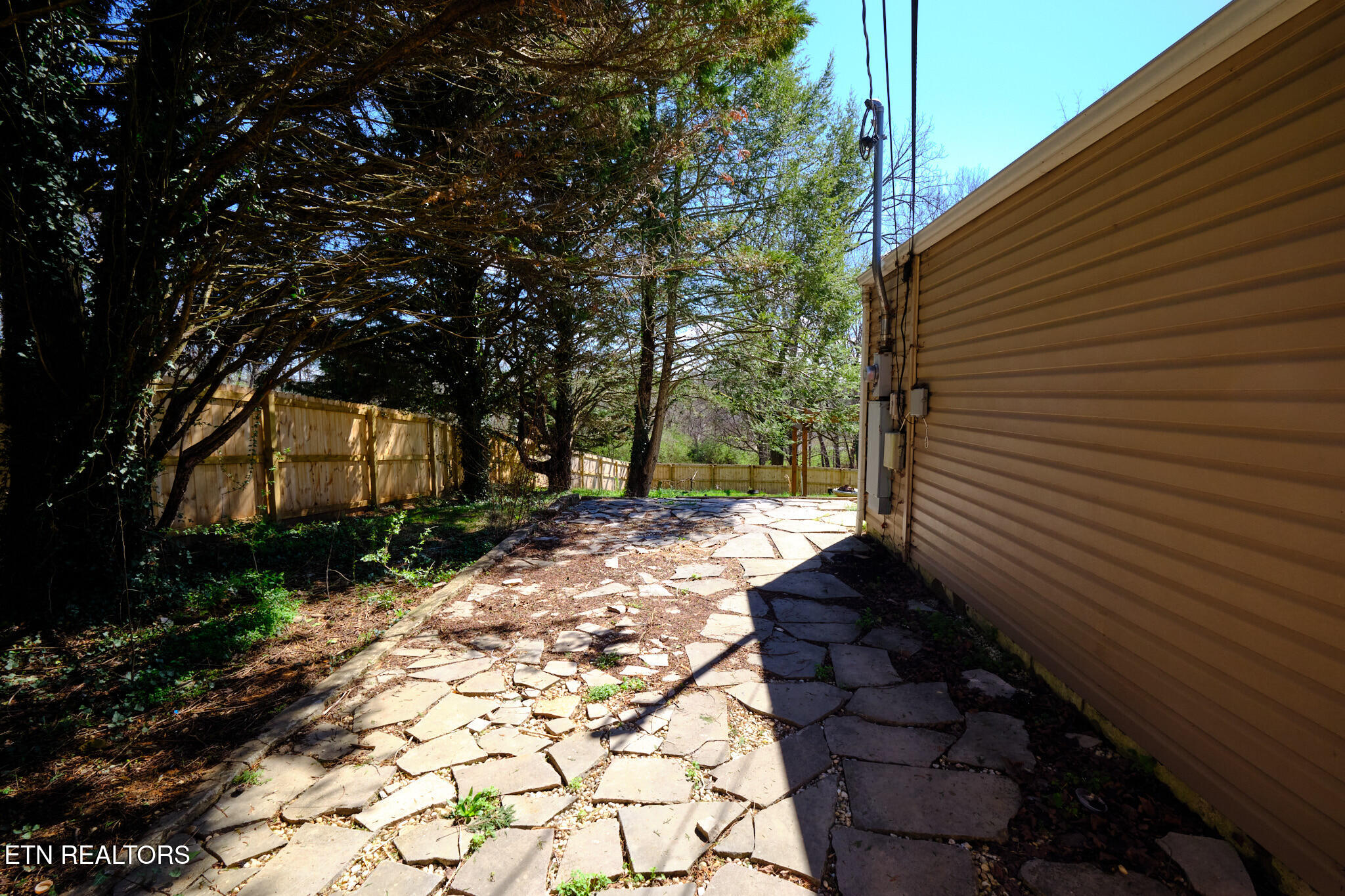 548 Murray Road Northwest Knoxville, TN 37912 - Photo 32 of 56 548 Murray Dr 34