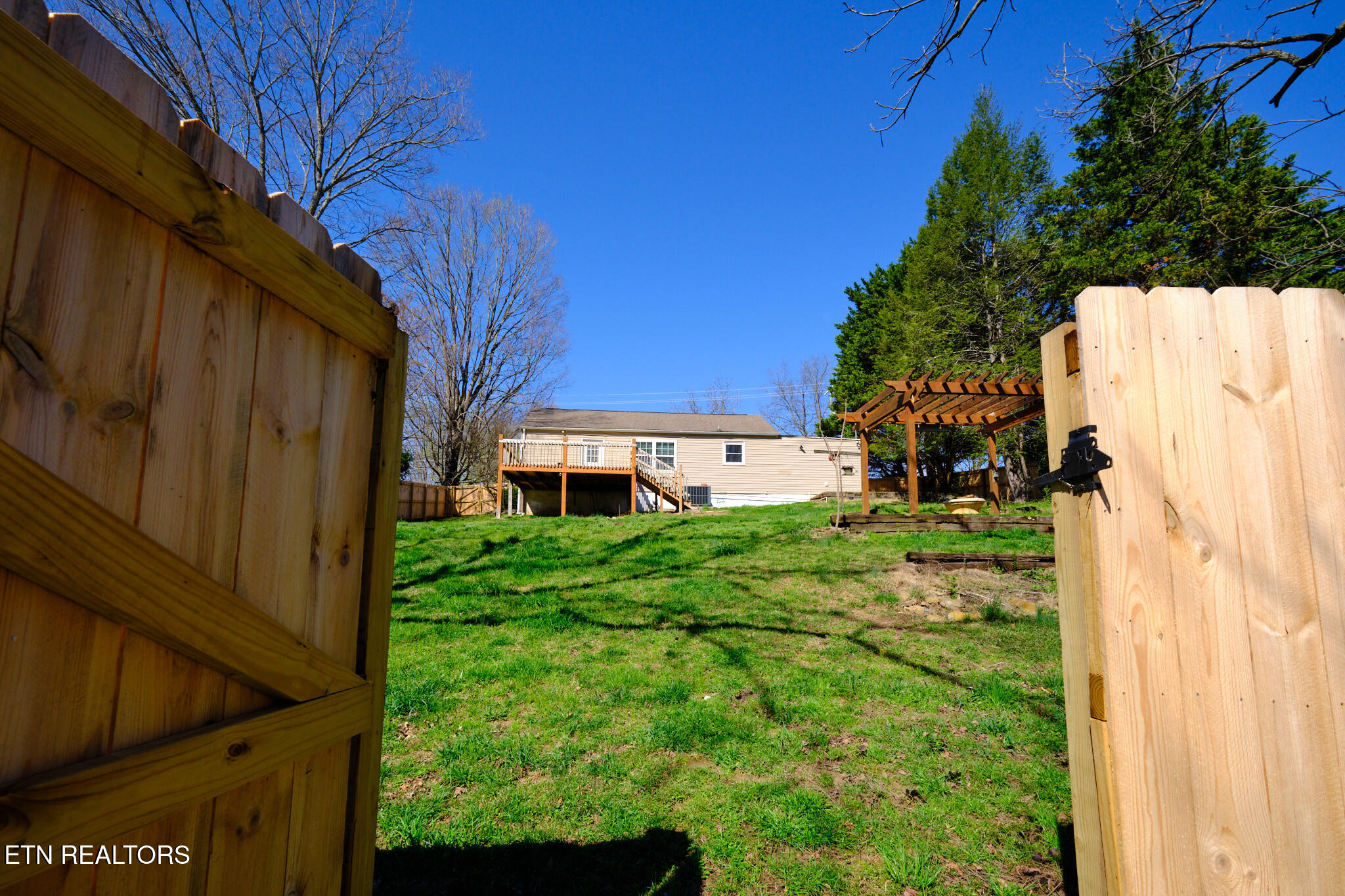 548 Murray Road Northwest Knoxville, TN 37912 - Photo 47 of 56 548 Murray Dr 48