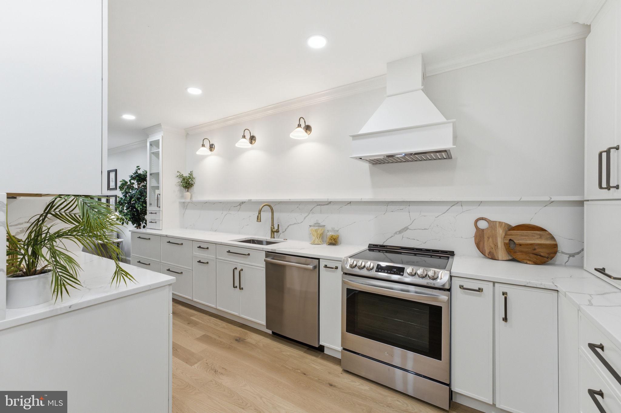 3287 Sutton Place Northwest, Unit D Washington, DC 20016 - Photo 52 of 95