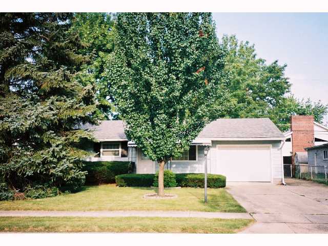 215 Redmond Road Columbus, OH 43228 - Photo 3 of 11 Gallery Image 3