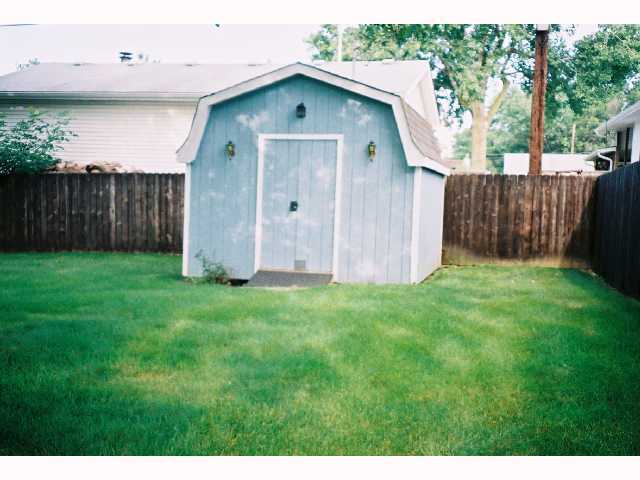 215 Redmond Road Columbus, OH 43228 - Photo 5 of 11 Gallery Image 5