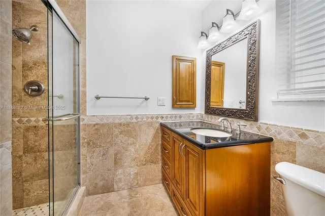 $9,500 | 1039 Hardee Road, Unit 1039, Coral Gables, FL 33146