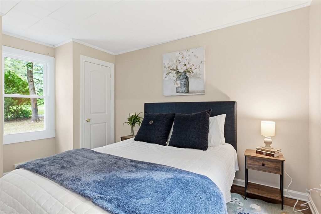 26 Wood Road Westfield, MA 01085 - Photo 13 of 42