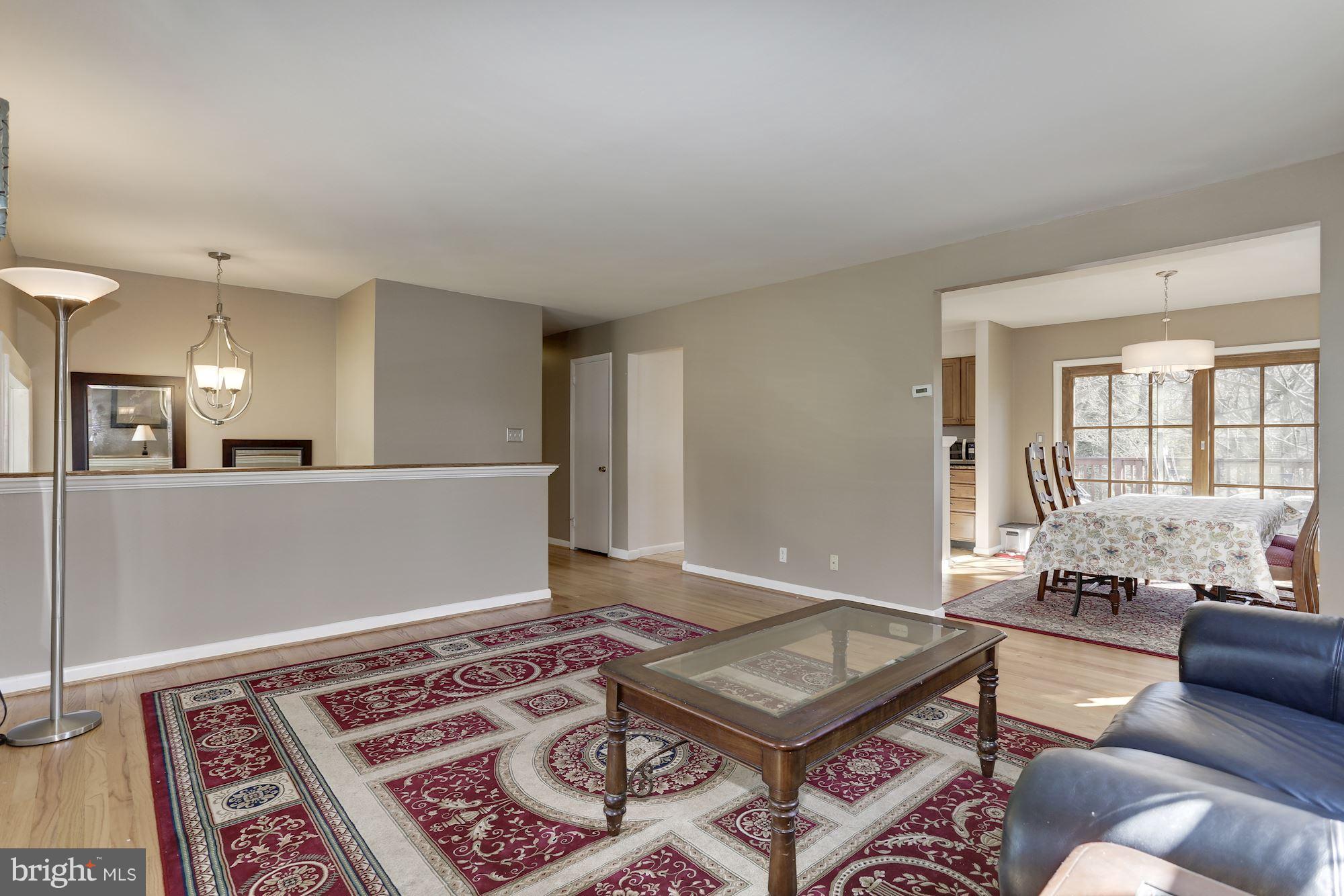 8621 Valleyfield Road Lutherville-Timonium, MD 21093 - Photo 5 of 29 Living Room