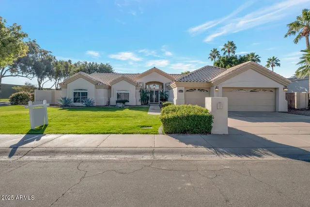 $1,475,000 | 8695 East Charter Oak Drive, Scottsdale, AZ 85260