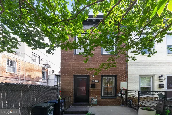 $650,000 | 606 S Street Northwest, Washington, DC 20001