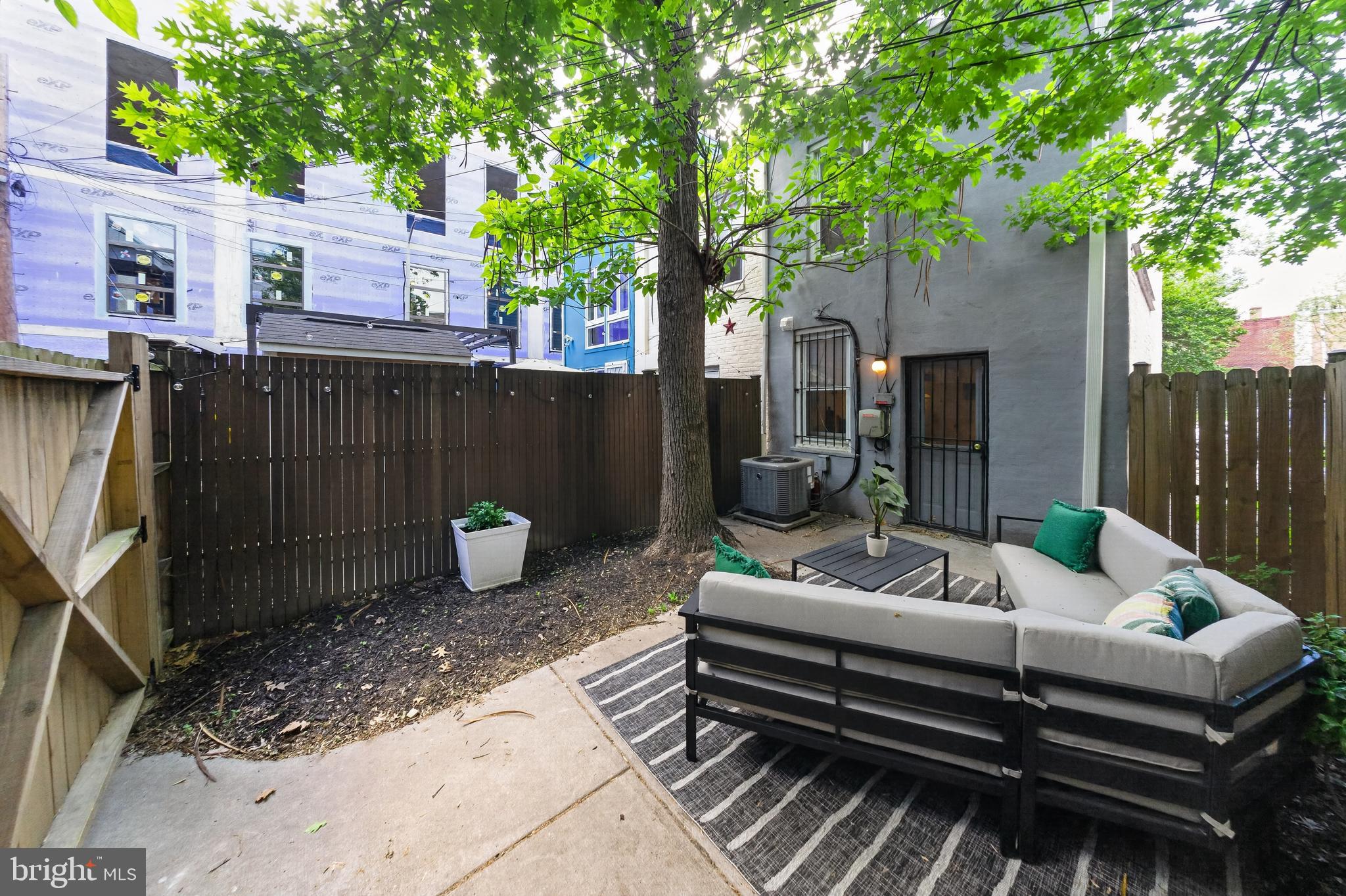 606 S Street Northwest Washington, DC 20001 - Photo 16 of 19