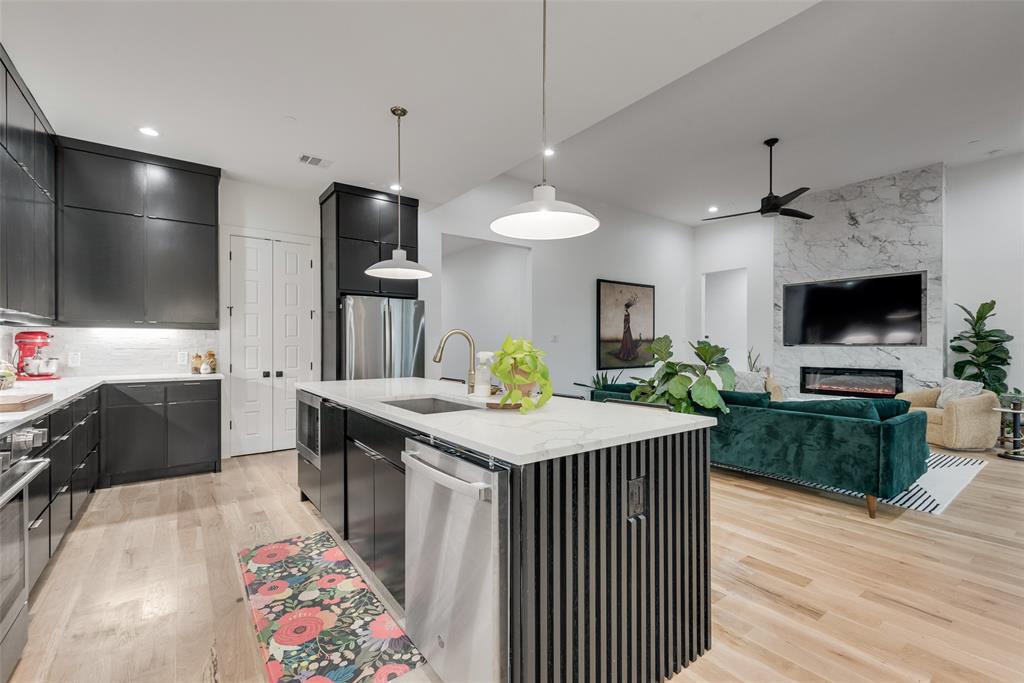 418 Whispering Way Red Oak, TX 75154 - Photo 18 of 39