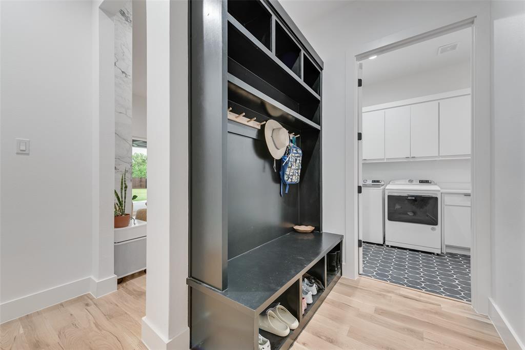 418 Whispering Way Red Oak, TX 75154 - Photo 27 of 39