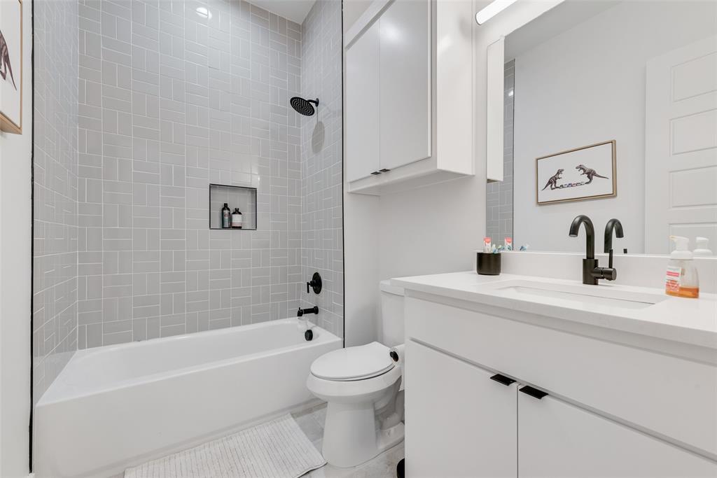 418 Whispering Way Red Oak, TX 75154 - Photo 34 of 39