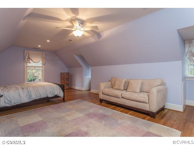 9107 Carterham Road Henrico, VA 23229 - Photo 18 of 23 Gallery Image 18