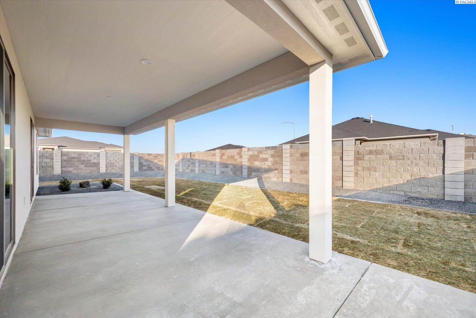 4175 East Clover Road Richland, WA 99352 - Photo 31 of 39 Gallery Image 31