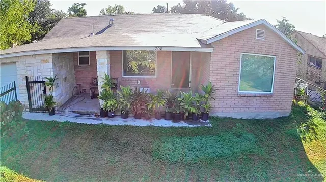 $1,400 | 708 North 6th Street, McAllen, TX 78501