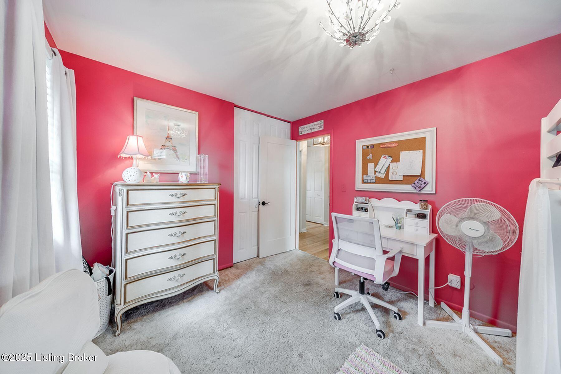 3806 Greenwich Road Louisville, KY 40218 - Photo 29 of 51 photo_online_032