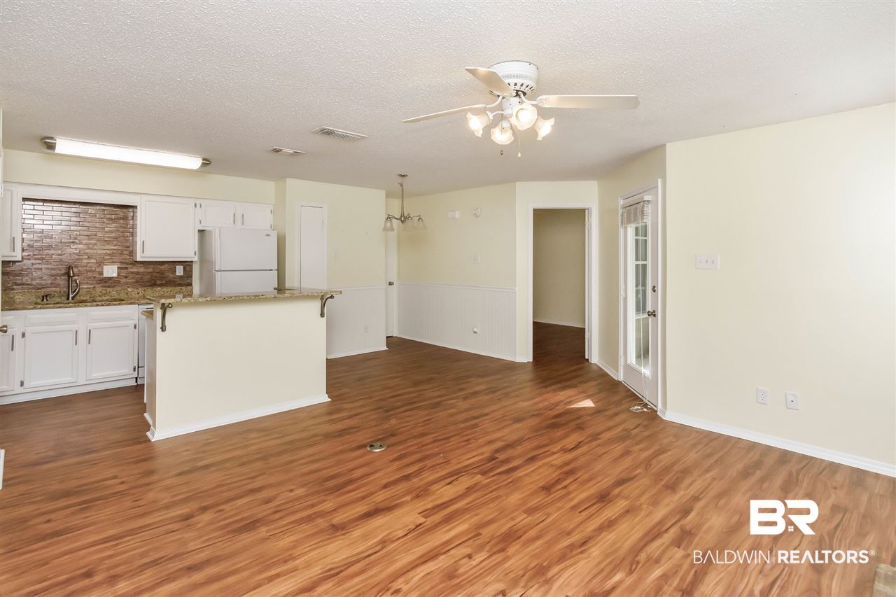 5608 Cottage Hill Road, Unit 214 Mobile, AL 36609 - Photo 17 of 31