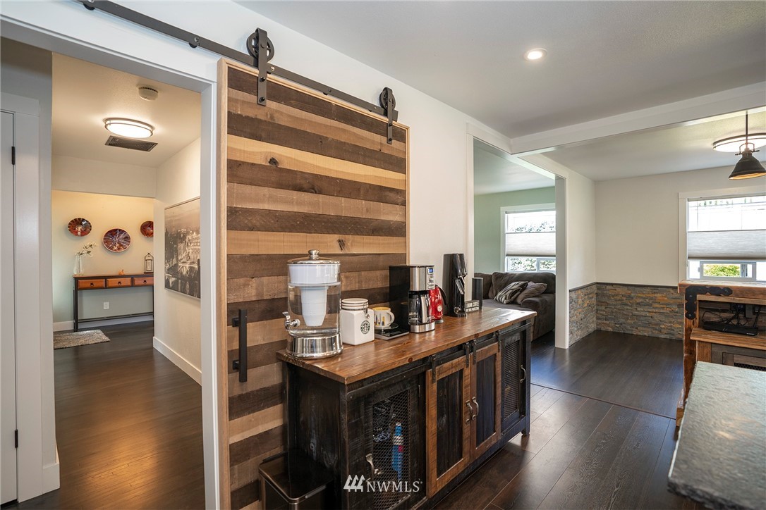 4203 Robin Road West University Place, WA 98466 - Photo 13 of 30 Gallery Image 13