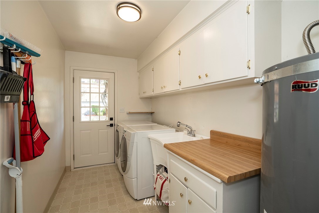 4203 Robin Road West University Place, WA 98466 - Photo 29 of 30 Gallery Image 29